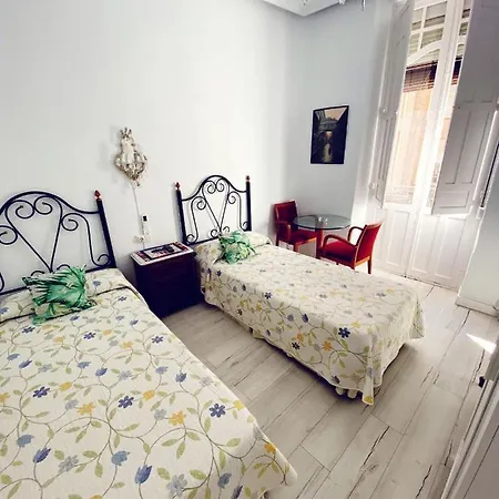 Pension Antonio Guesthouse Alicante