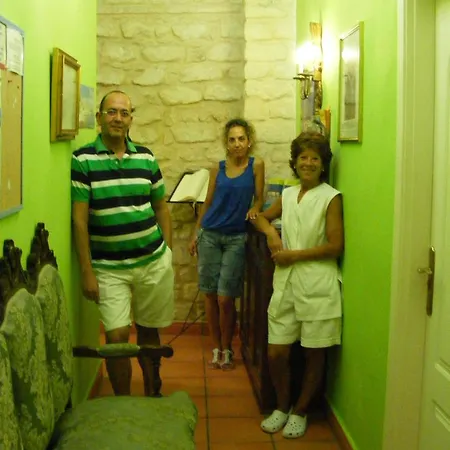 Pension Antonio Guesthouse Alicante